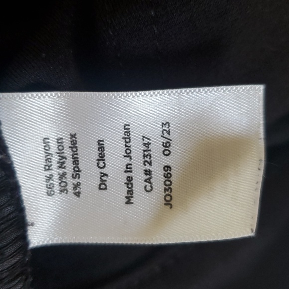 Size 10 Ponte Knit 5 Pocket Black Pants - Picture 8 of 8